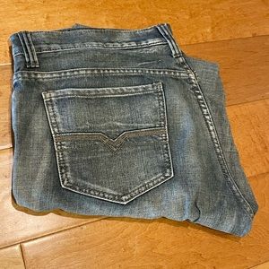 Urban Pipeline Jeans, Slim cut 36 in waist, 32 in inseam. Blue denim.